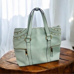 Max Studio Roian
Backpack V5 Color-Surf Spray